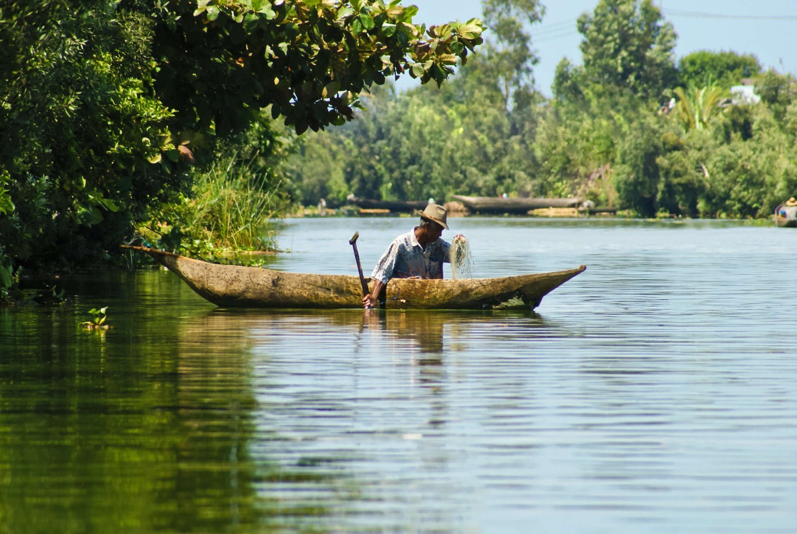 Pecheur Canal des pangalanes 2 ok DSC04795